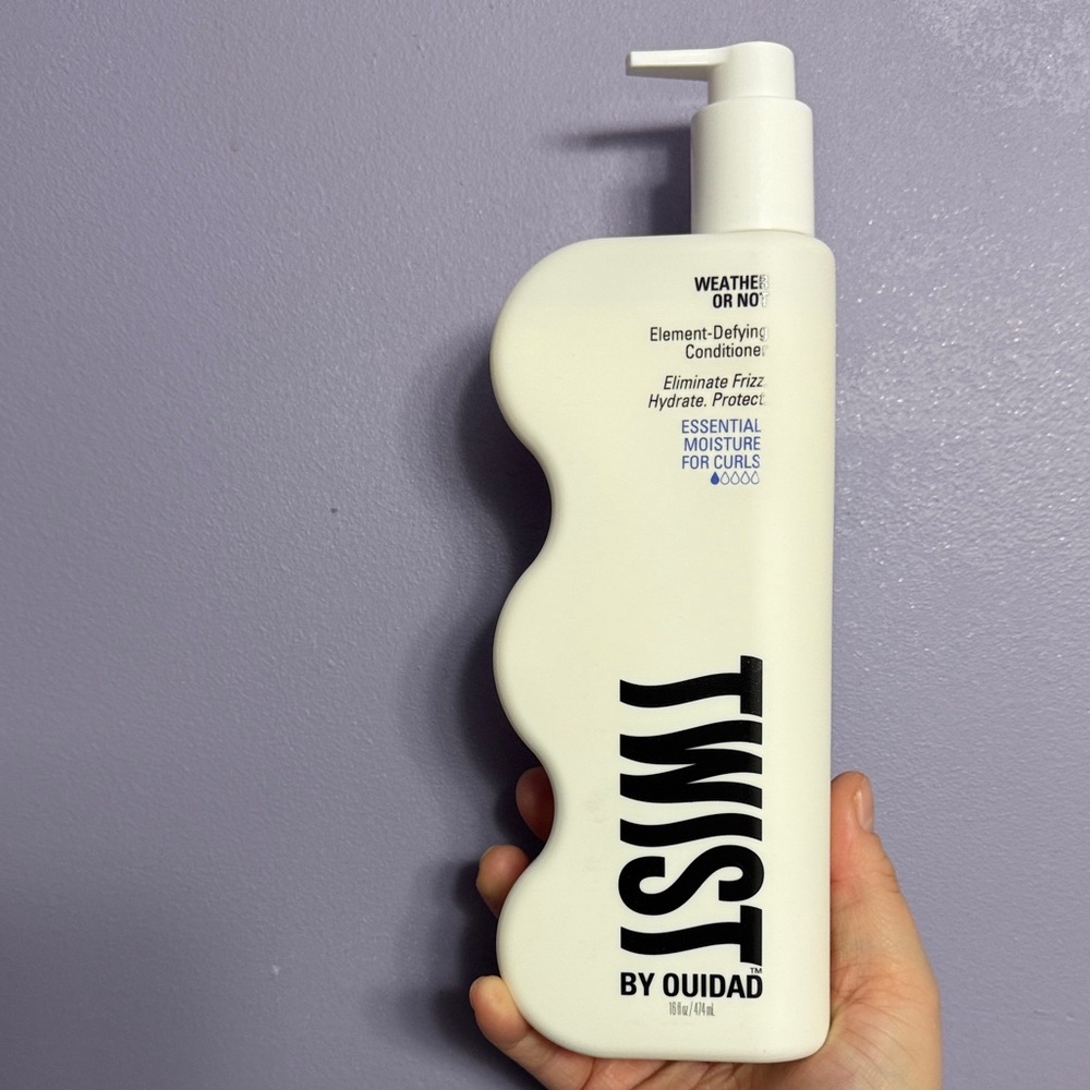Twist by Ouidad Element Defying Conditioner